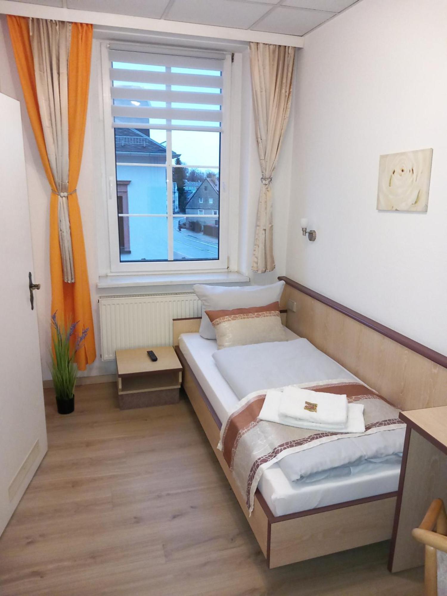 Hotel Eintracht Міттвейда Екстер'єр фото